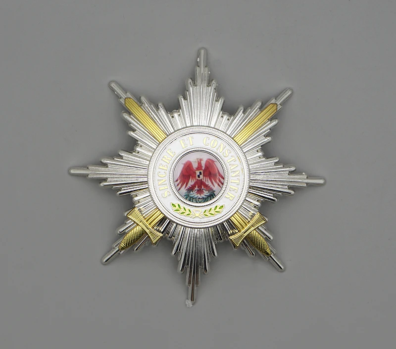 

Реплика нагрудной звезды 1-го класса Ордена Красного Орла Германии времен Первой мировой войны с мечами