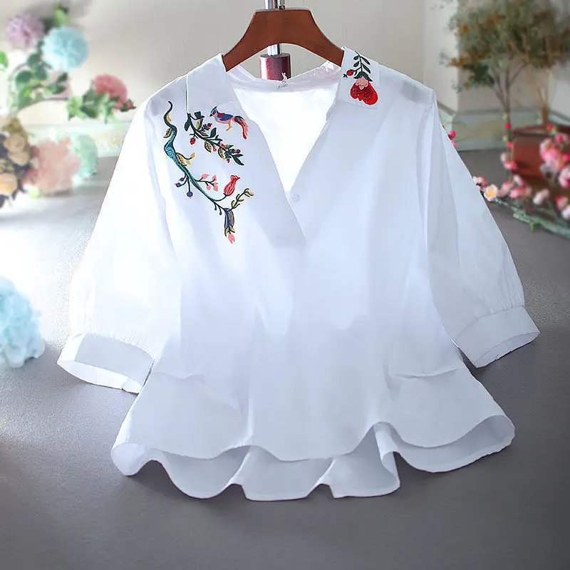 Vintage Embroidery Flower Front Short Back Long Shirt Women\'s Shirt Fresh Fashion High Waist Slim Versatile Lapel V Shirt Women