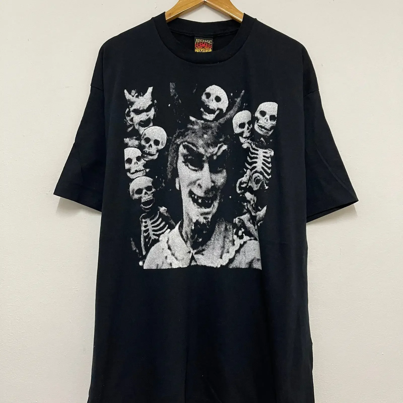 Vintage 90s Archaic Smile Devil T Shirt Black XL vintage Washed streetwear fashion designer clothes Slightly graphic Soft