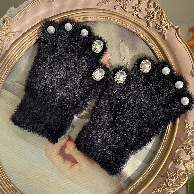 Cute Sparkling Diamond Gloves For Women's Winter Warmth Glutinous Plush Gloves Thickened Warm Student Finger Cover