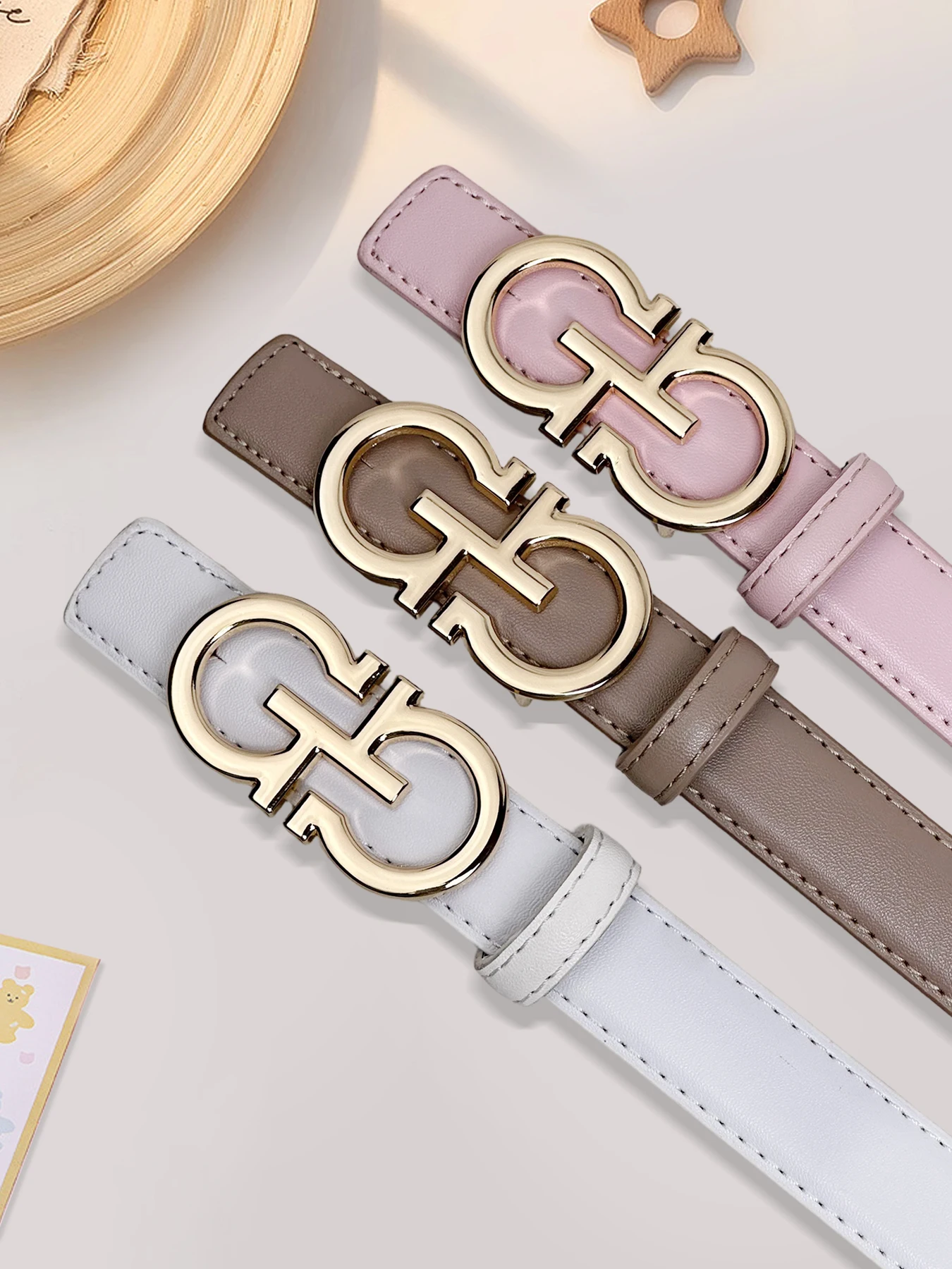 Nuevo cinturón versátil de diseño de alta gama para mujer para pantalones vaqueros y vestidos accesorio de moda