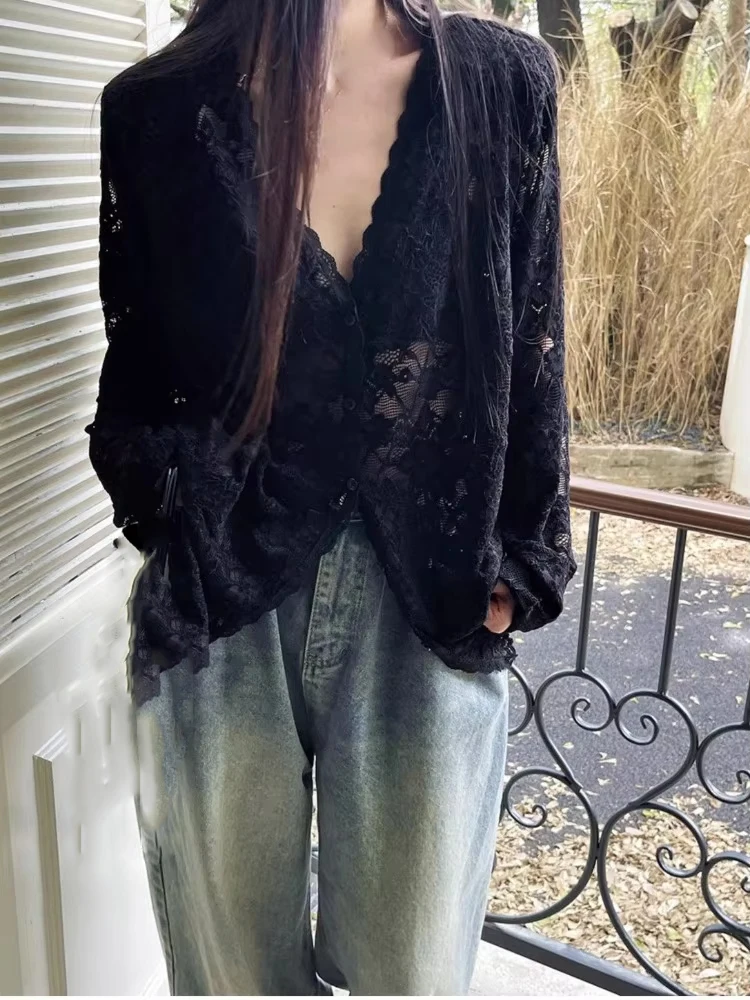 Blusas sexis transparentes de encaje Grunge Y2k, blusa estética de un solo pecho de gran tamaño para mujer, Tops Harajuku con bordado de flores Vintage