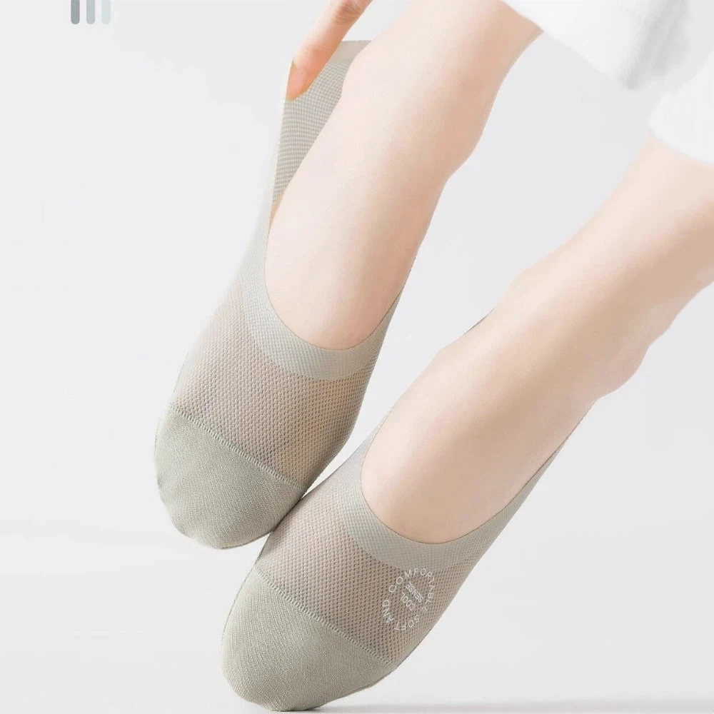 Mesh Bottom Invisible Socks Ultra-Thin Solid Color Women Ankle Socks Sweat Absorption Odor-Resistant Anti Slip Socks Casual Wear