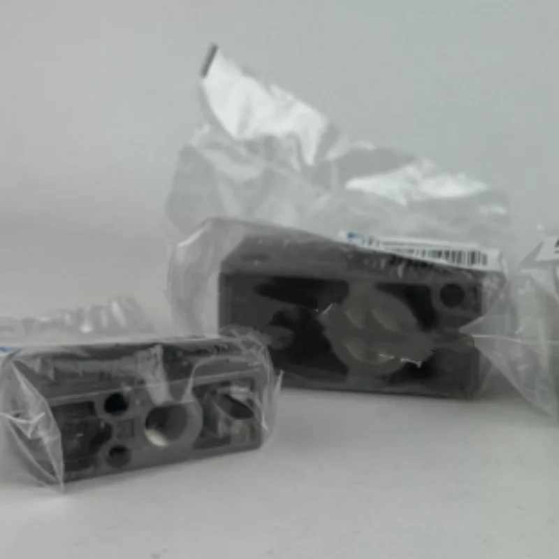 New VAD-1/4 9394 Vacuum generator