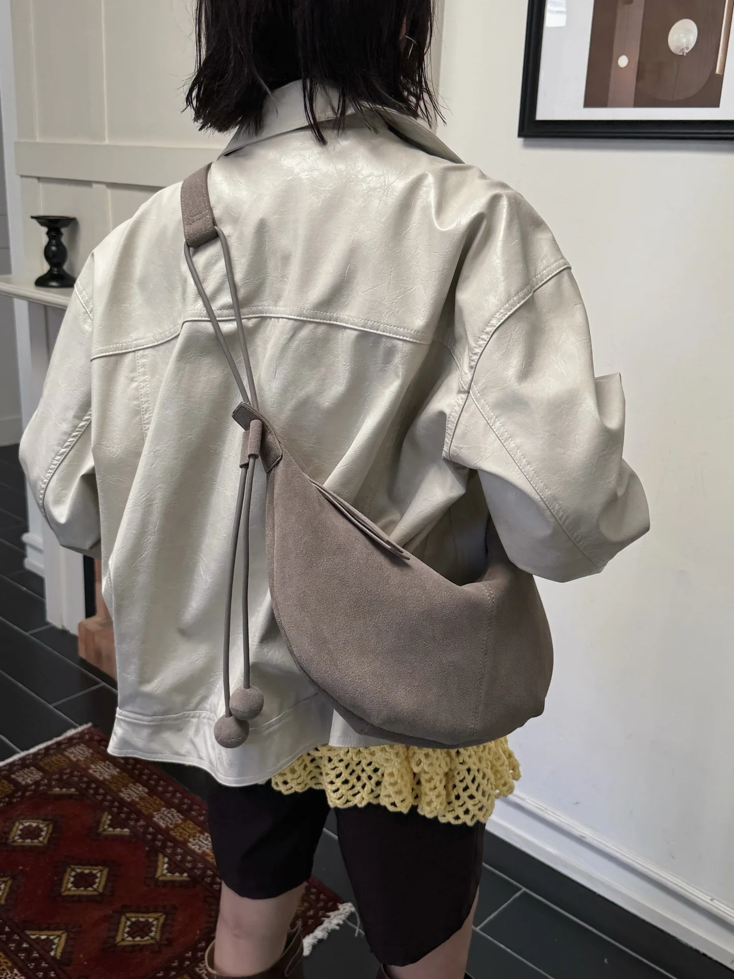 

Jenny&Dave Minimalist Leather Women's Bag Diagonal Cross Dumpling Bag Casual Shoulder Bag Commuting Fashionable Women's Bag