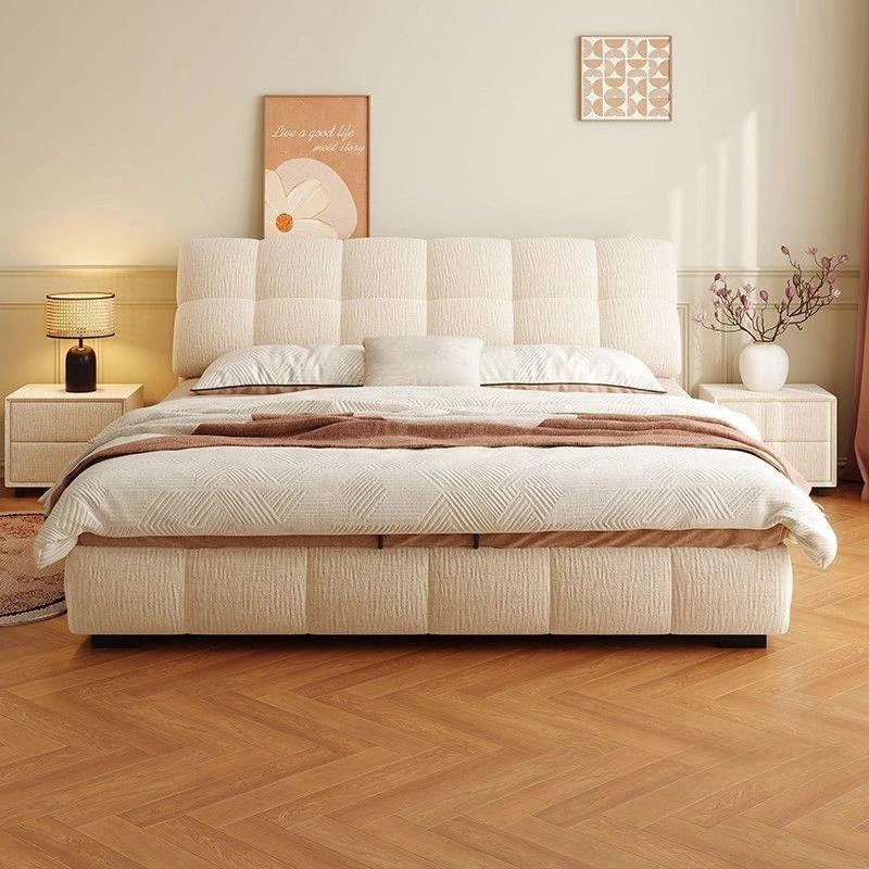 New classic minimalist modern creamy chinel velvet white cream puff small apartment, light luxury master bedroom double storage