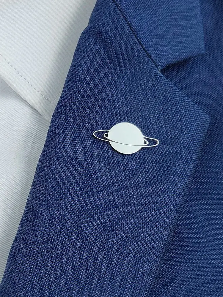 Broche Punk Saturn Universe, épingle de col de manteau en acier inoxydable pour hommes, un cadeau pour votre mari