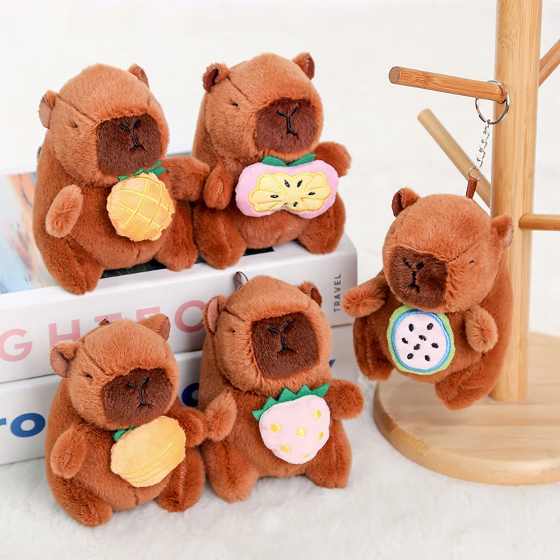 

12 см милый плюшевый капибара с фруктами, быстросъемный брелок, игрушка, мультяшная капибара, пушистая кукла, плюшевая подвеска, аксессуары