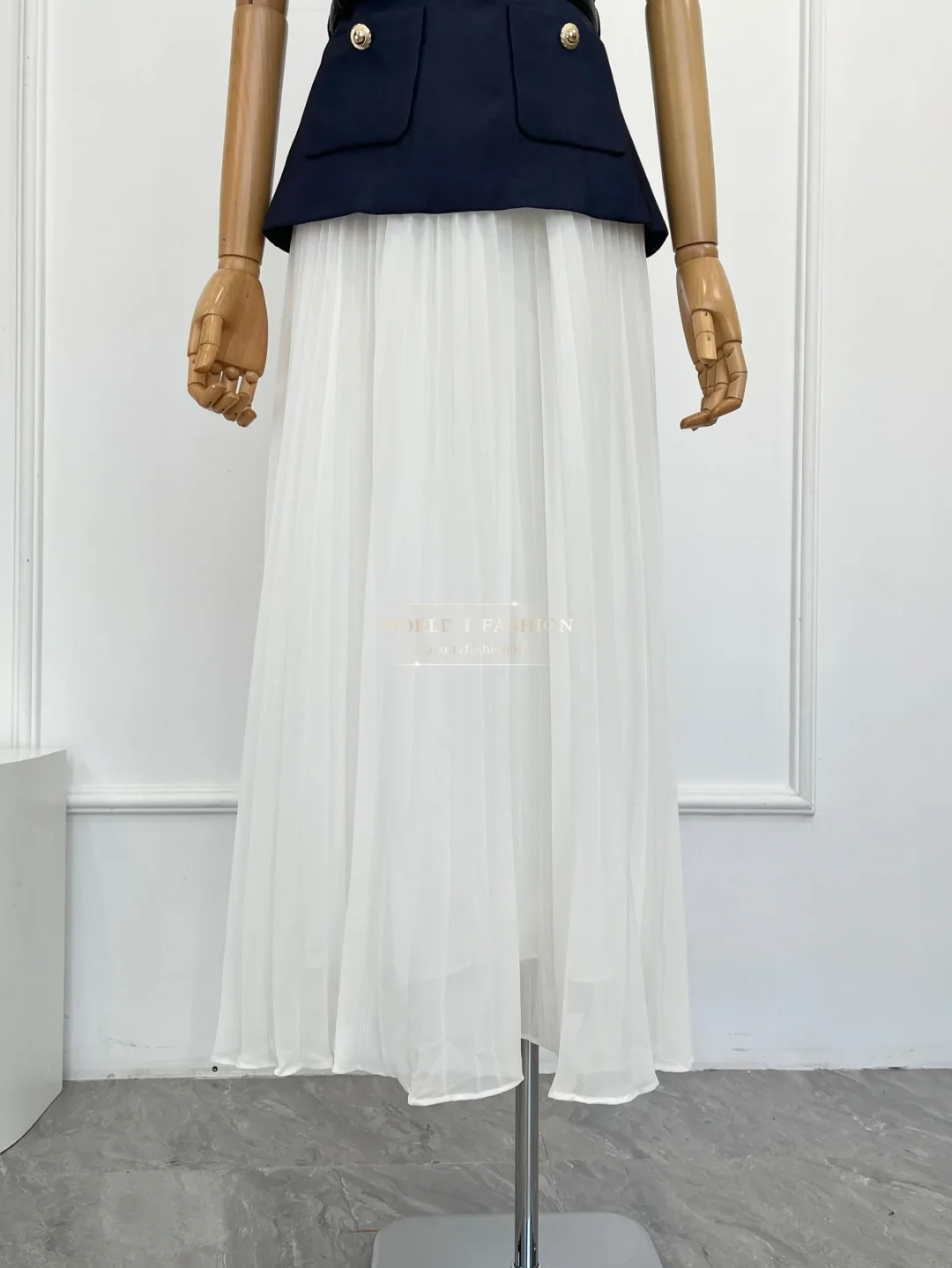 2025 Novo vestido midi preto sem mangas tweed plissado para mulheres