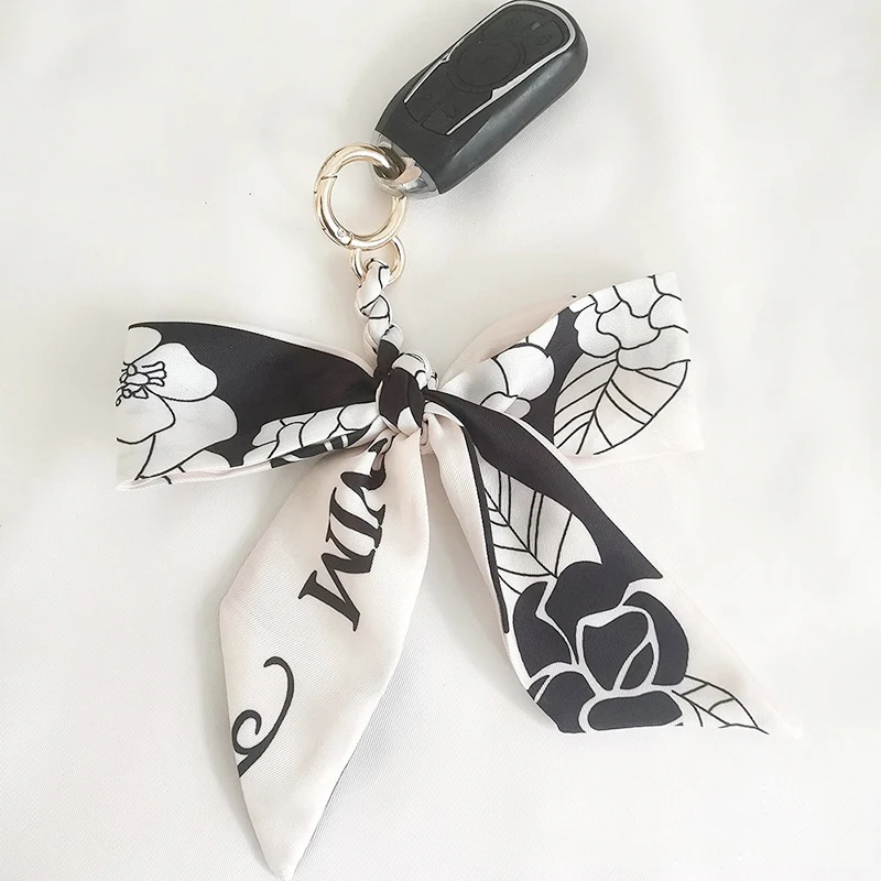 Elegant Silk Scarf Keychain For Women Satin Ribbon Bowknot Car Key Holder Keyring Bag Pendant Charms Ladies Key Chains Gift