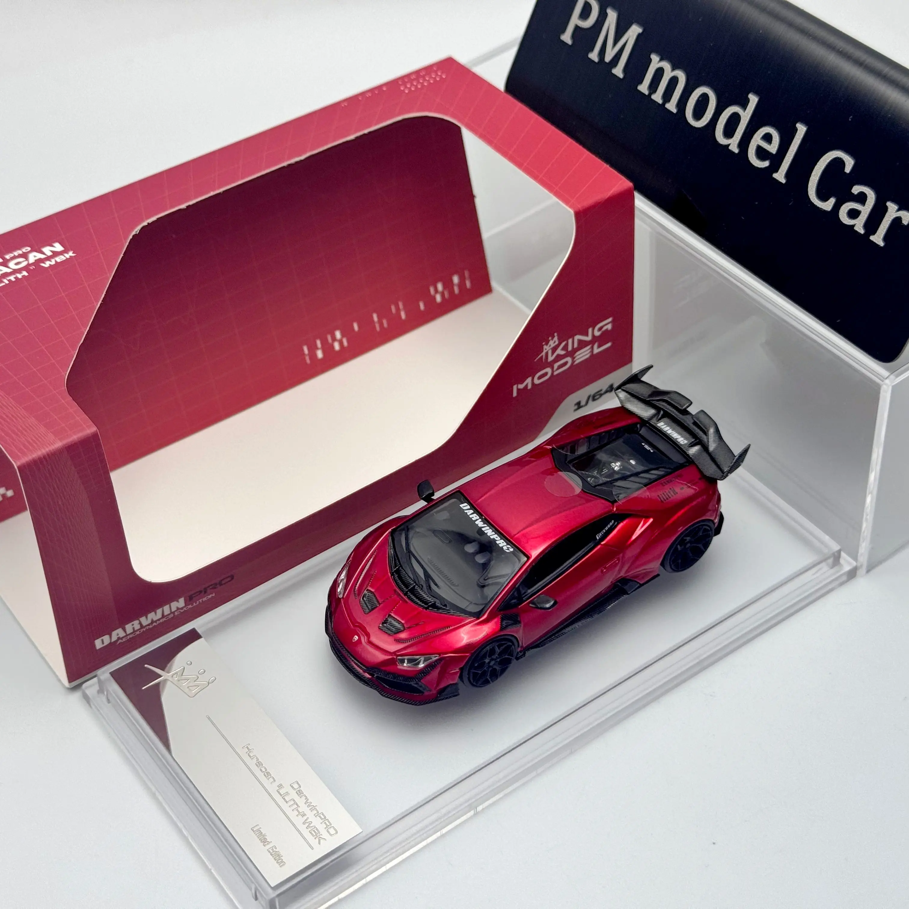 

King Model 1:64 Lamborghini Huracan Darwin Pro Red Alloy Diecast Model Car Collectible Gift Static Ornament