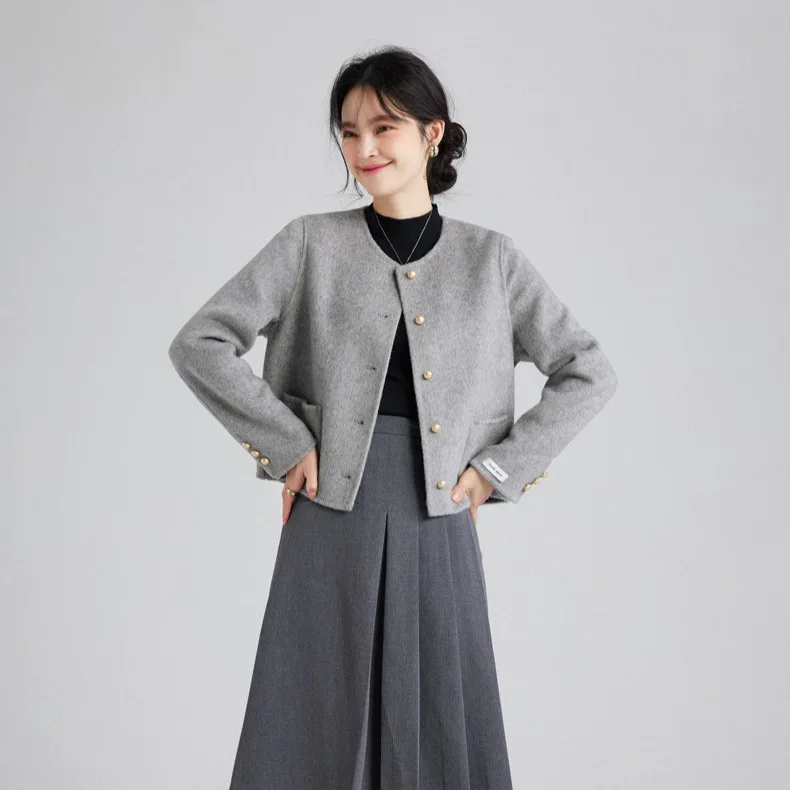 

2024 new Hepburn small fragrant double-sided woolen coat women's short small gold buckle gray woolen coat