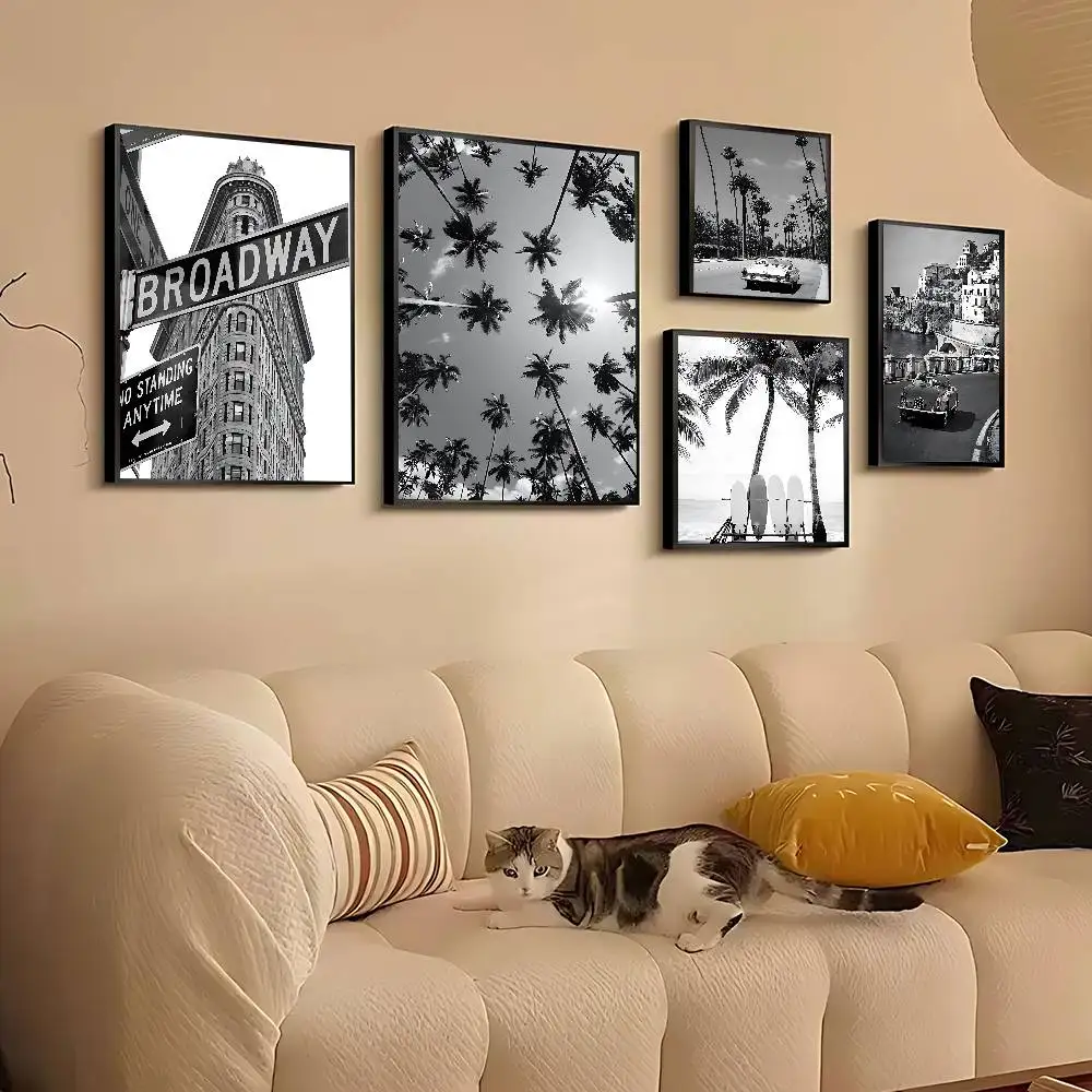Black And White Palm Tree Beach Landscape Poster Kraft Club Bar Paper Vintage Posters Wall Art Painting Bedroom Study Stickers