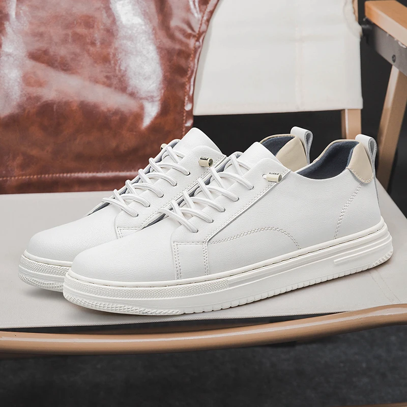 

New White Shoes for Autumn Winter with Breathable Soft Surface Comfortable Splicing Thick Sole Height Increasing Board Shoes