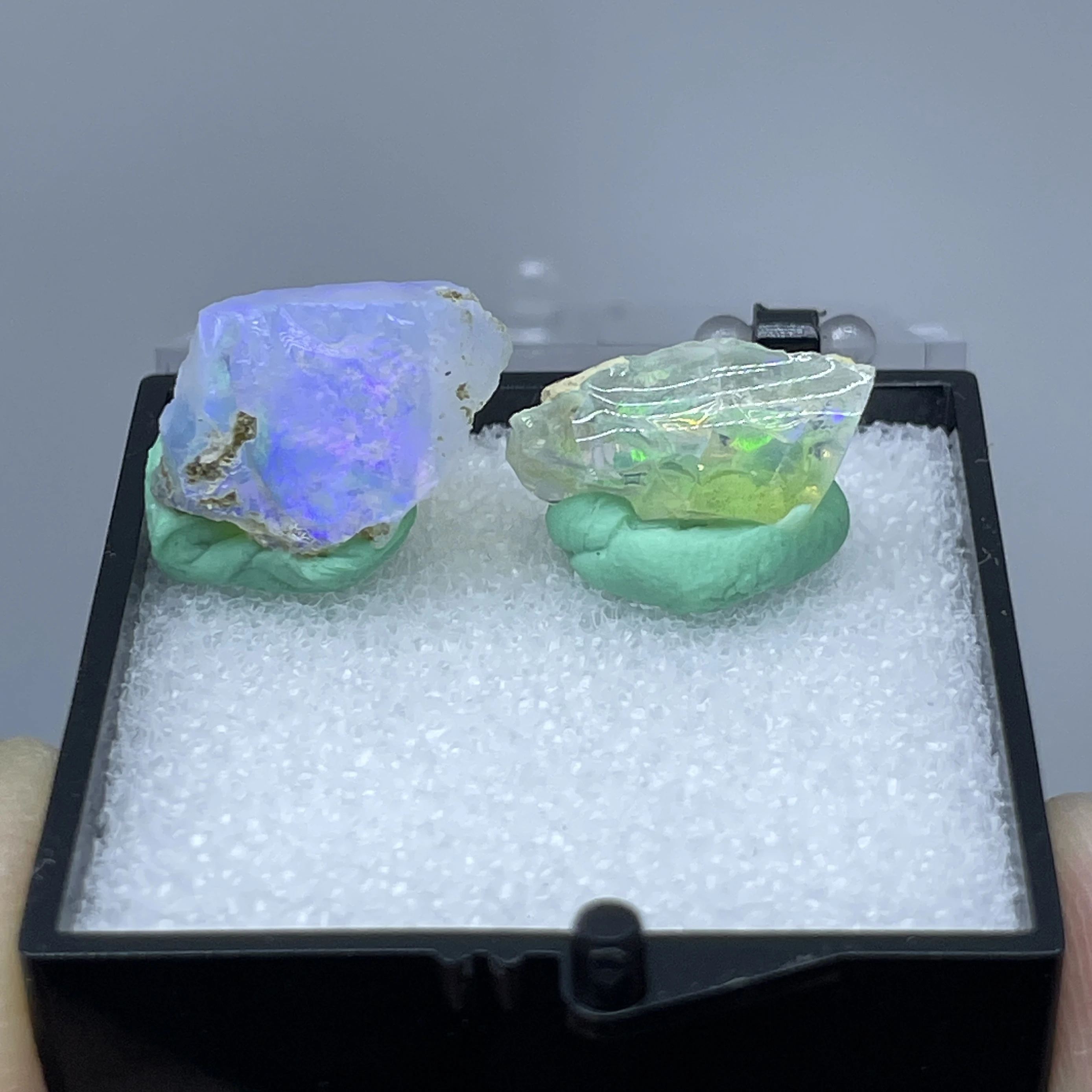 Natural Rare Colorful Ethiopia Opal (No Need Water) Gem Mineral Specimen Box Size:34X34mm (Need lighting) Small Cracks