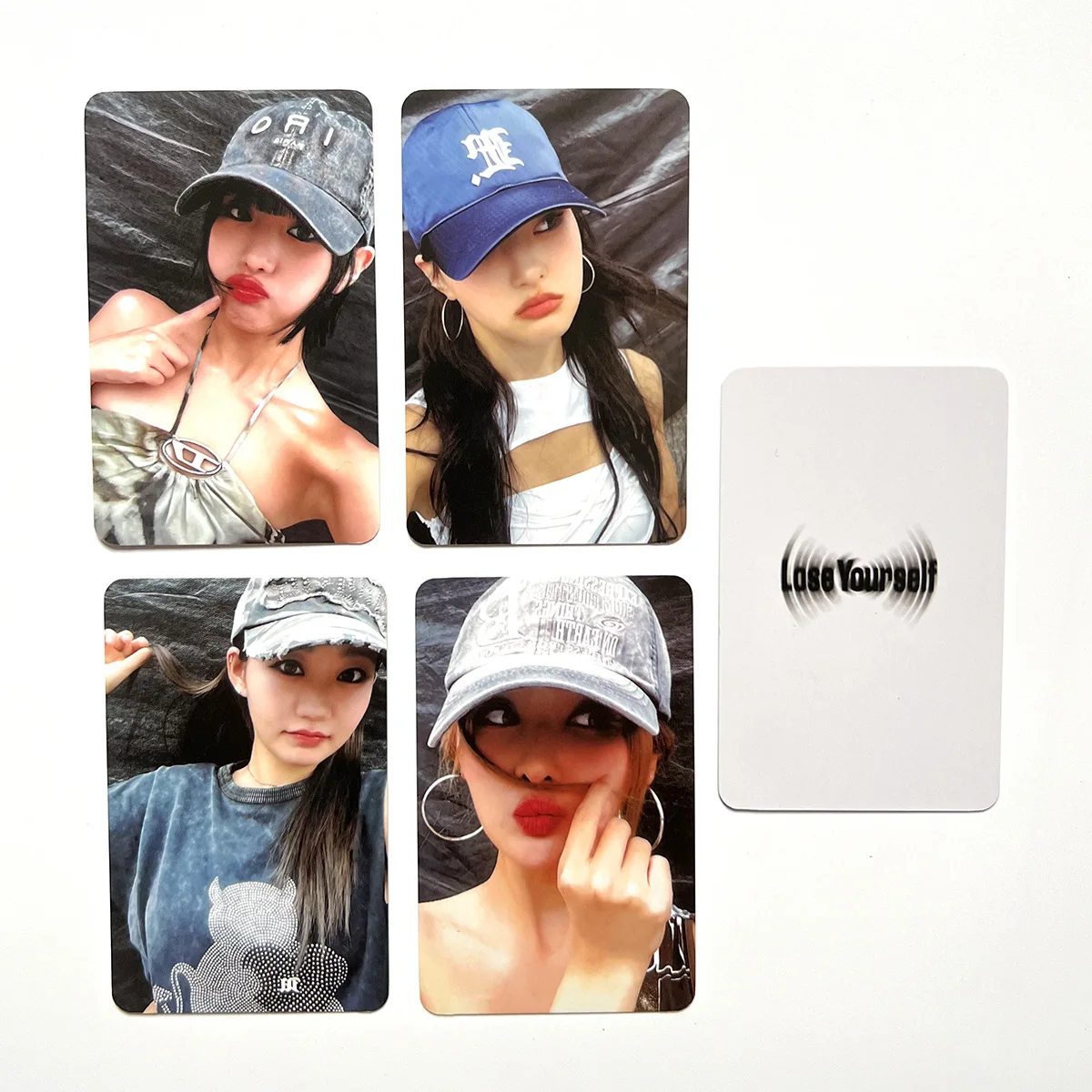 

Kpop Girls Group KISS OF LIFE New Album LOSE YOURSELF Peripheral Bonus Card Fans Collection Gift HELLOLIVE Photo Cards