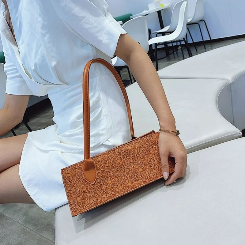

TRAVEASY 2023 New Fashion Bag Women's Version Retro Embossed Fashion Stick One Shoulder Portable Women's Bag Top-Handle Bags