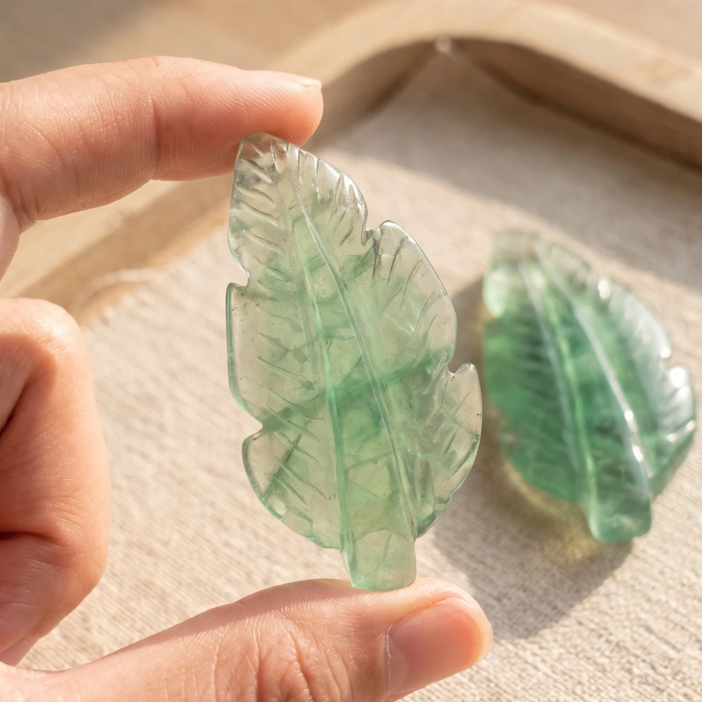 Natural Crystal Feather Carving, Polished Crystal Stone Ornament, Suit for DIY, Crystal Collection, Home Decor, Holiday Gifts
