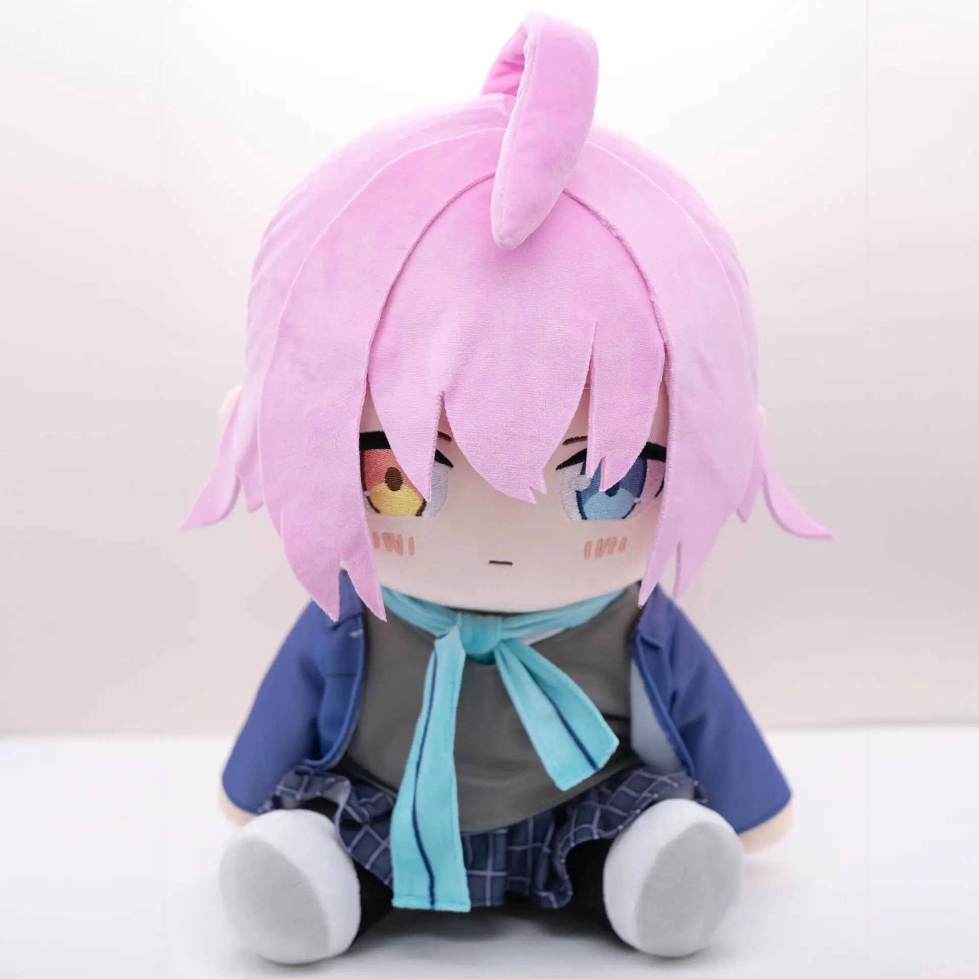 

40 см аниме синий архив Takanashi Hoshino плюшевая поза для сидения хлопковая кукла талисман орнамент мягкие игрушки плюшевый подарок