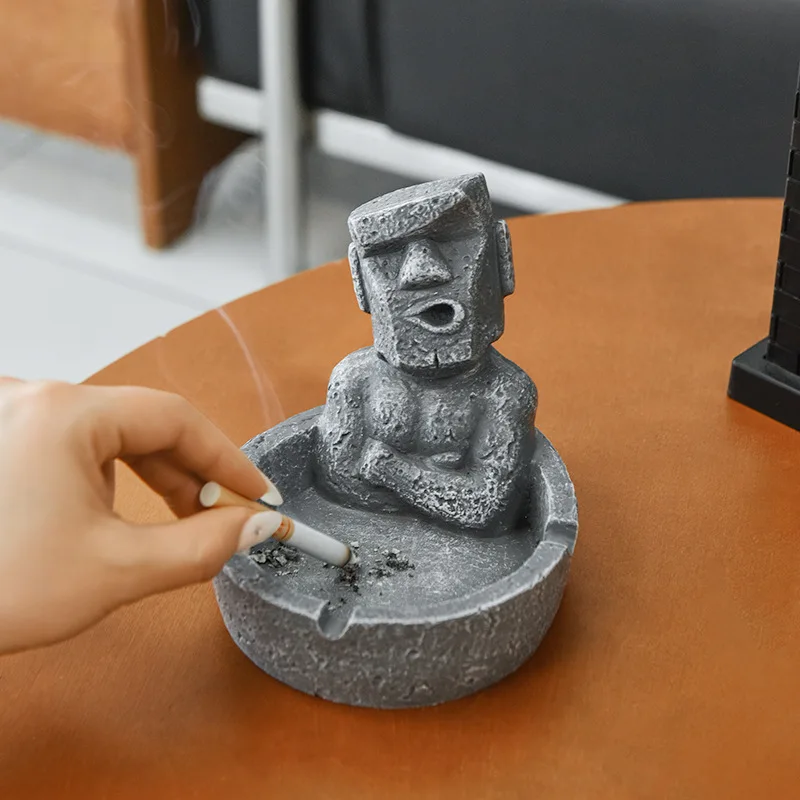 

Creative Cute Weird Guy Cigar Ashtray Decoration Desktop Organiser Personalized Office Ashtray Collectible Jewelry Tray For Home