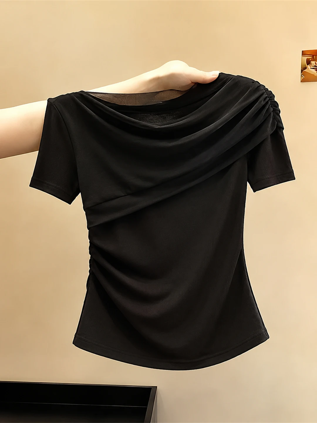 

Slim Fit Short Sleeve T-Shirt Women's Design Sense Pullover Pleated Pure Color Commute Stylish Summer Shirt Korean Style Stra...