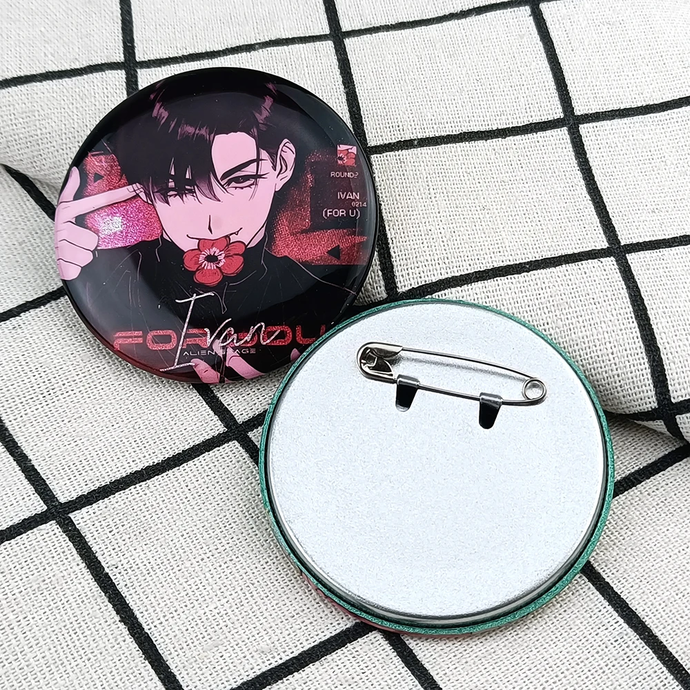 4pcs/set Anime Alien Stage Ivan Till Badge Cartoon Figure Round Brooch Pins Clothes Backpack Cosplay Accessories Xmas Gifts