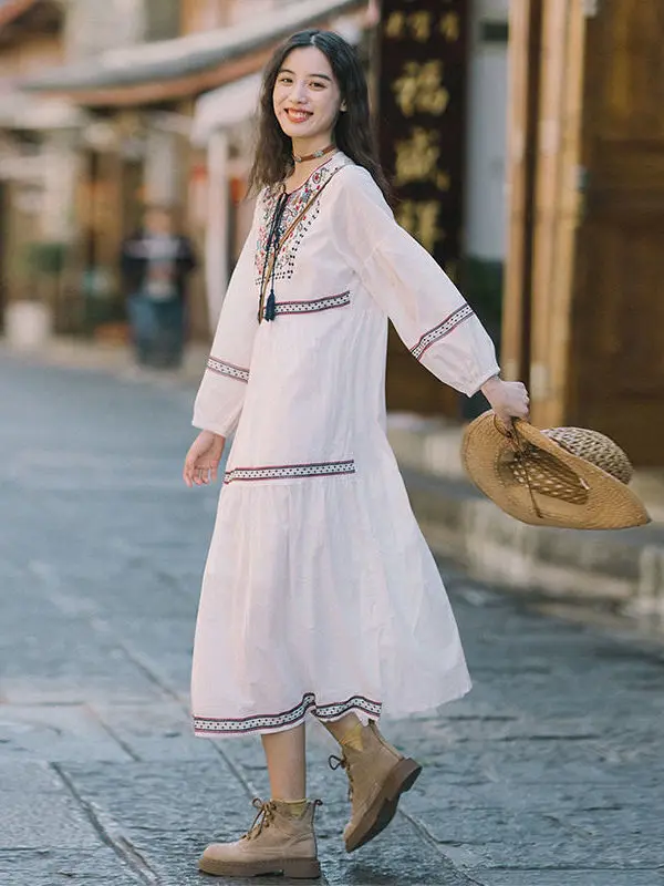 Lente Herfst Vakantie Toerisme O-Hals Jurk Vrouwen Losse Elegante Etnische Lantaarnmouw Schattige Geborduurde Bloemen Bohemia Jurken