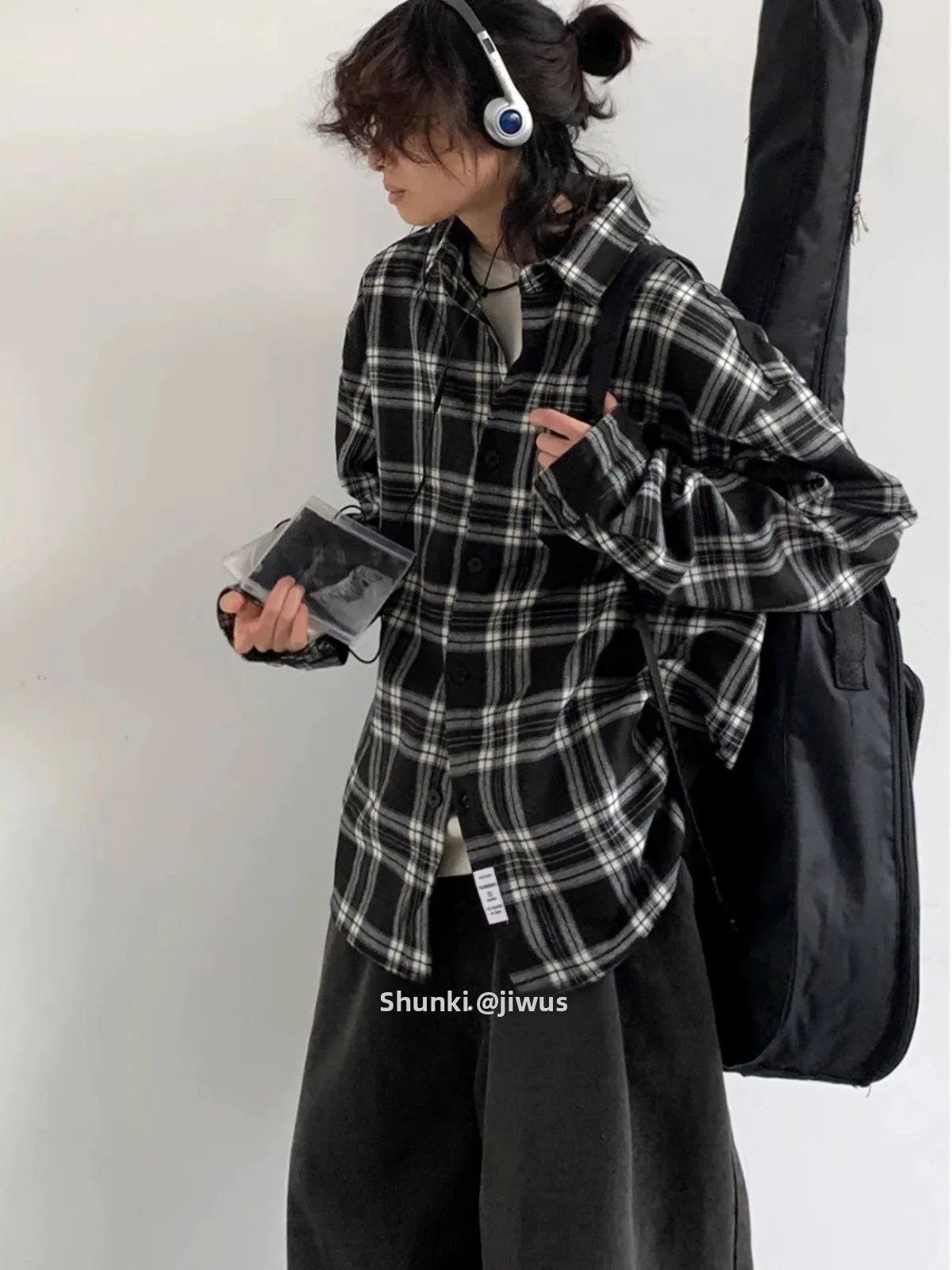 House Roof Lazy  Japanese Retro College Style Black White Plaid Long Sleeve Men's Loose Casual Versatile Shirt Spring Yout...
