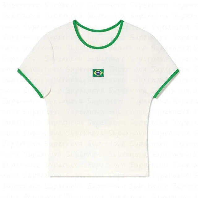 تي شيرت مطبوع بألوان متباينة أبيض وأخضر ، شورت مسطح بخصر منخفض ، بدلة غير رسمية ، جمالية برازيلية ، Y2K ،