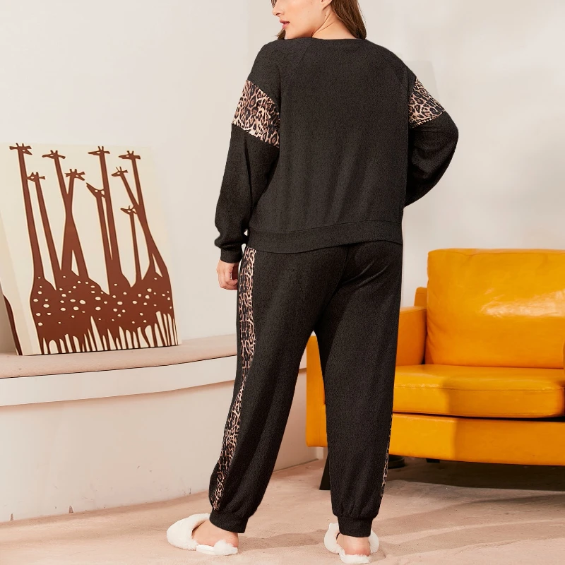 Krismile Plus Size Women's Pajama Sets Autumn Winter Flannel Leopard Print Knit Long Sleeve Top Pencil Pant Large Size Pajamas