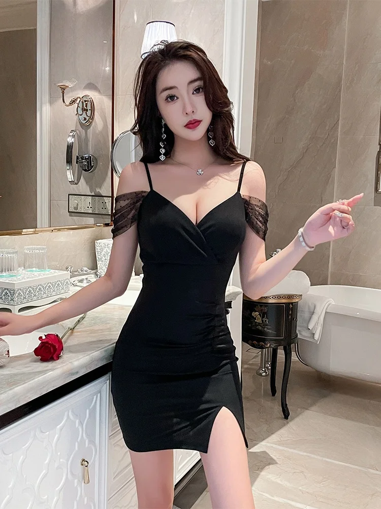 Sensual Low-Cut Str…