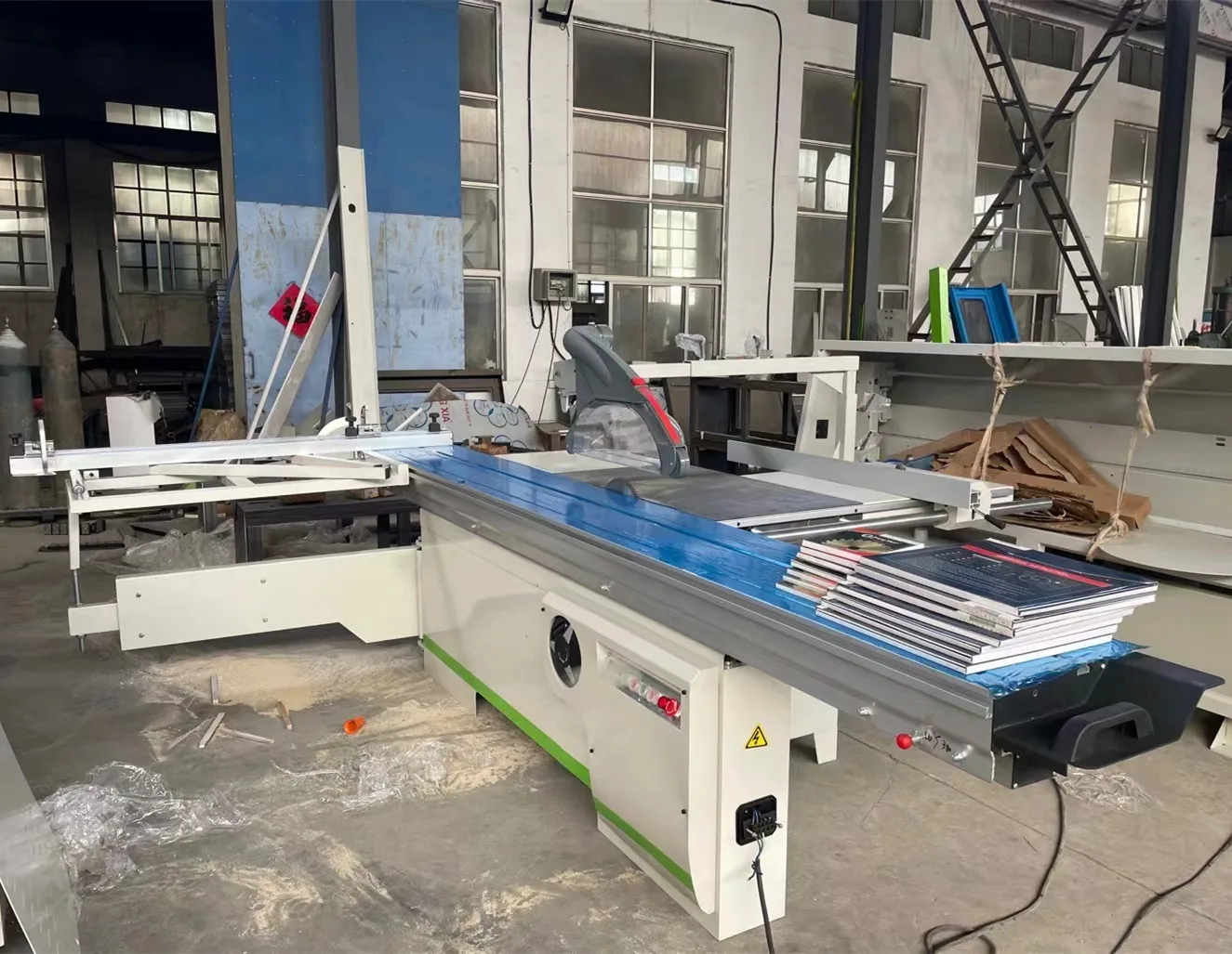 

500mm Saw Blade 3100mm Cutting Length Woodworking Wood Sliding Table Miter Panel Circular Tilt Cut Saw Big Dust Hood Machine