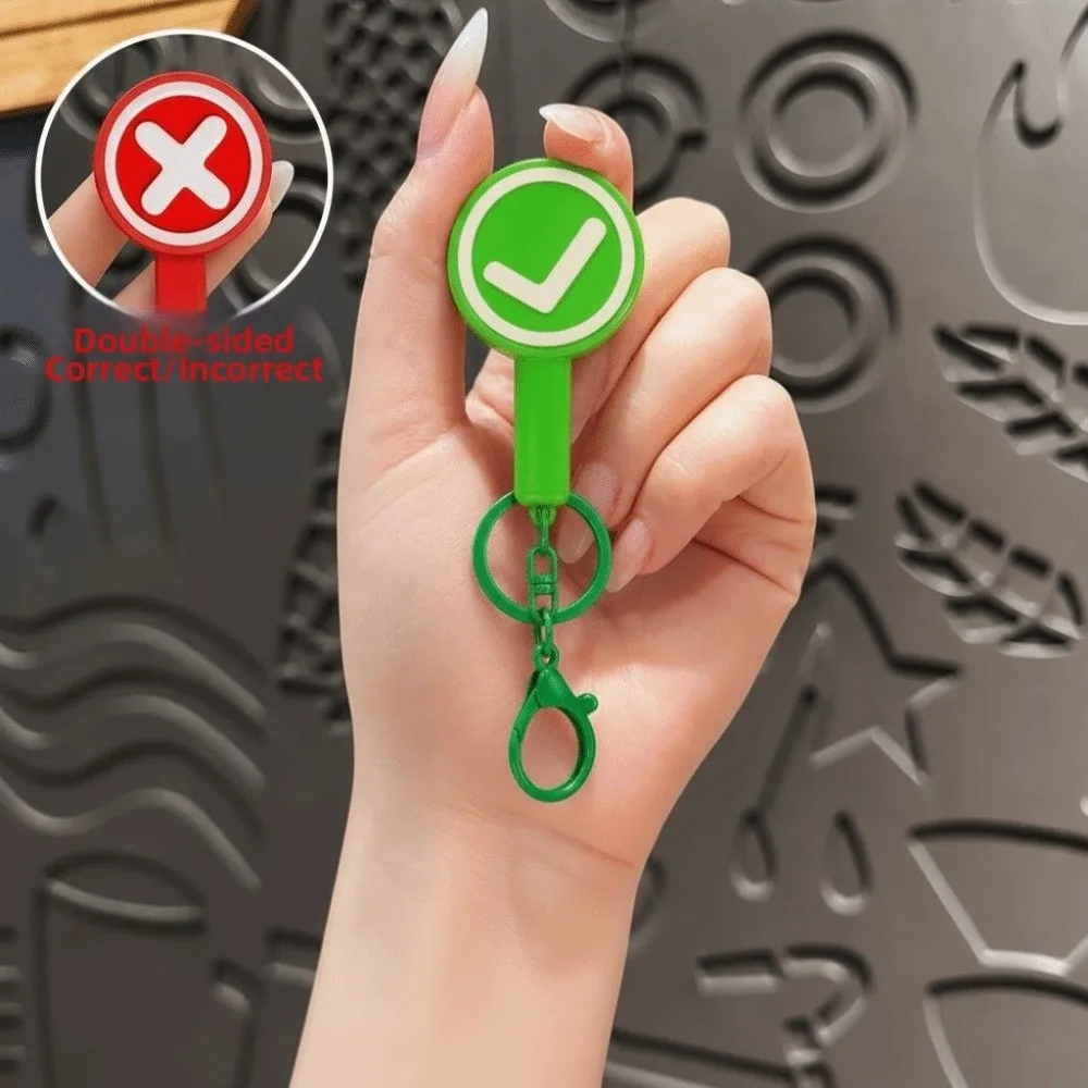 Handheld Judgement Board Keyring Right or Wrong Cartoon Interactive Board New Trendy Portable Classroom Response Signs
