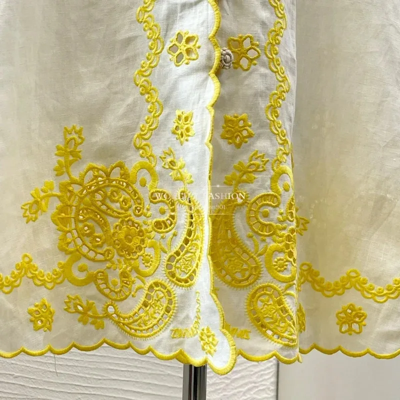 ชุดเดรสผ้าลินินสีเบจเหลืองอ่อน แขนสั้น ปักลาย ความยาวปานกลาง สำหรับวันหยุดพักผ่อน ชุดเดรสผู้หญิง ใหม่ ซัมเมอร์ 2025 คุณภาพสูง