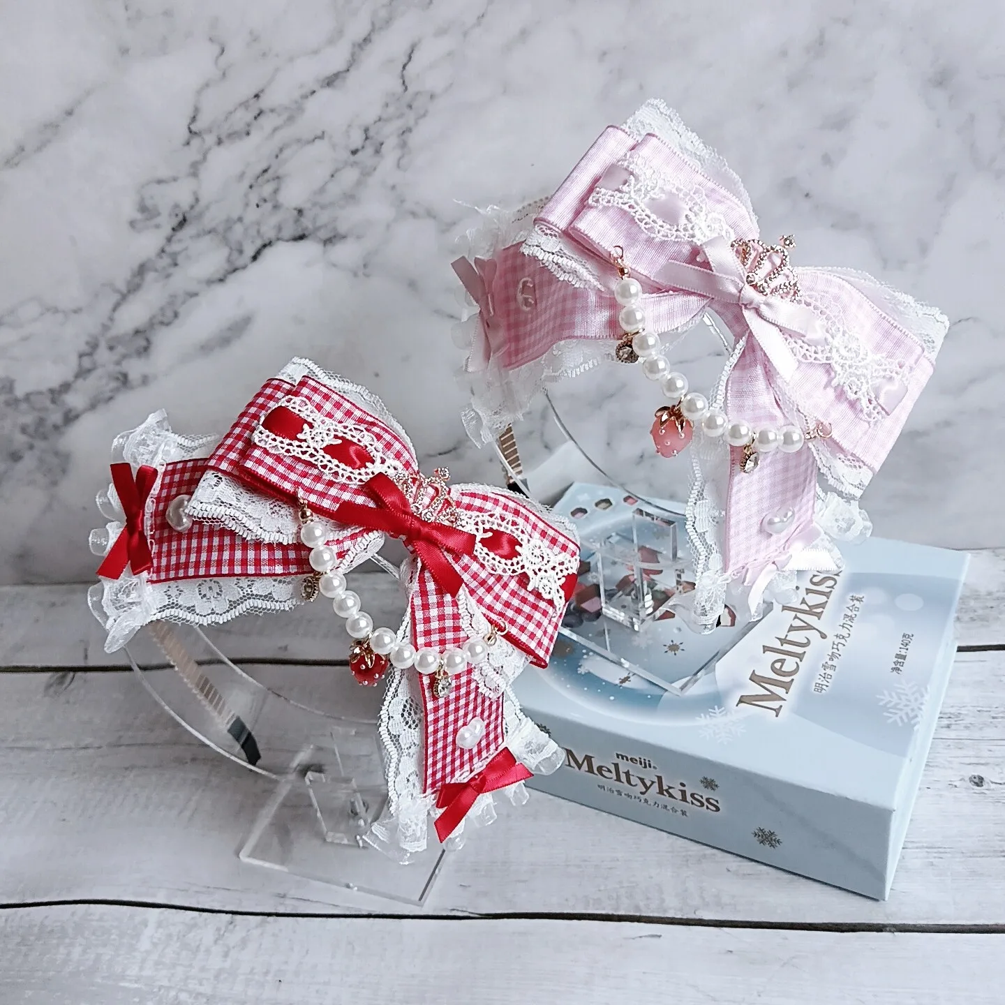 

Handmade Japanese Sweet Thunder Strawberry Plaid Beaded Lolita Headband Lolita Headband Hair Accessories for Women