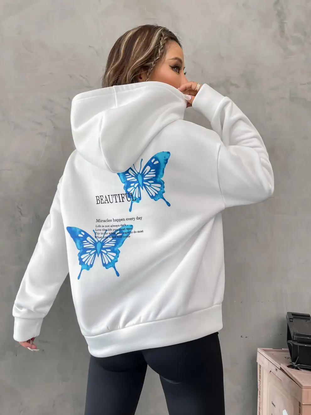 

Hot selling Butterfly back printed long Sleeved Pullover 2024 Autumn Streetwear Y2K Men and Women Casual Loose Hooded Sweatshirt