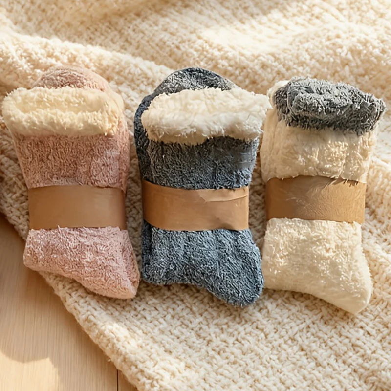 3 Pairs Of Autumn And Winter Women's Thick Fleece Coral Fleece Color Blocked Versatile Soft And Comfortable Warm Midsole Socks