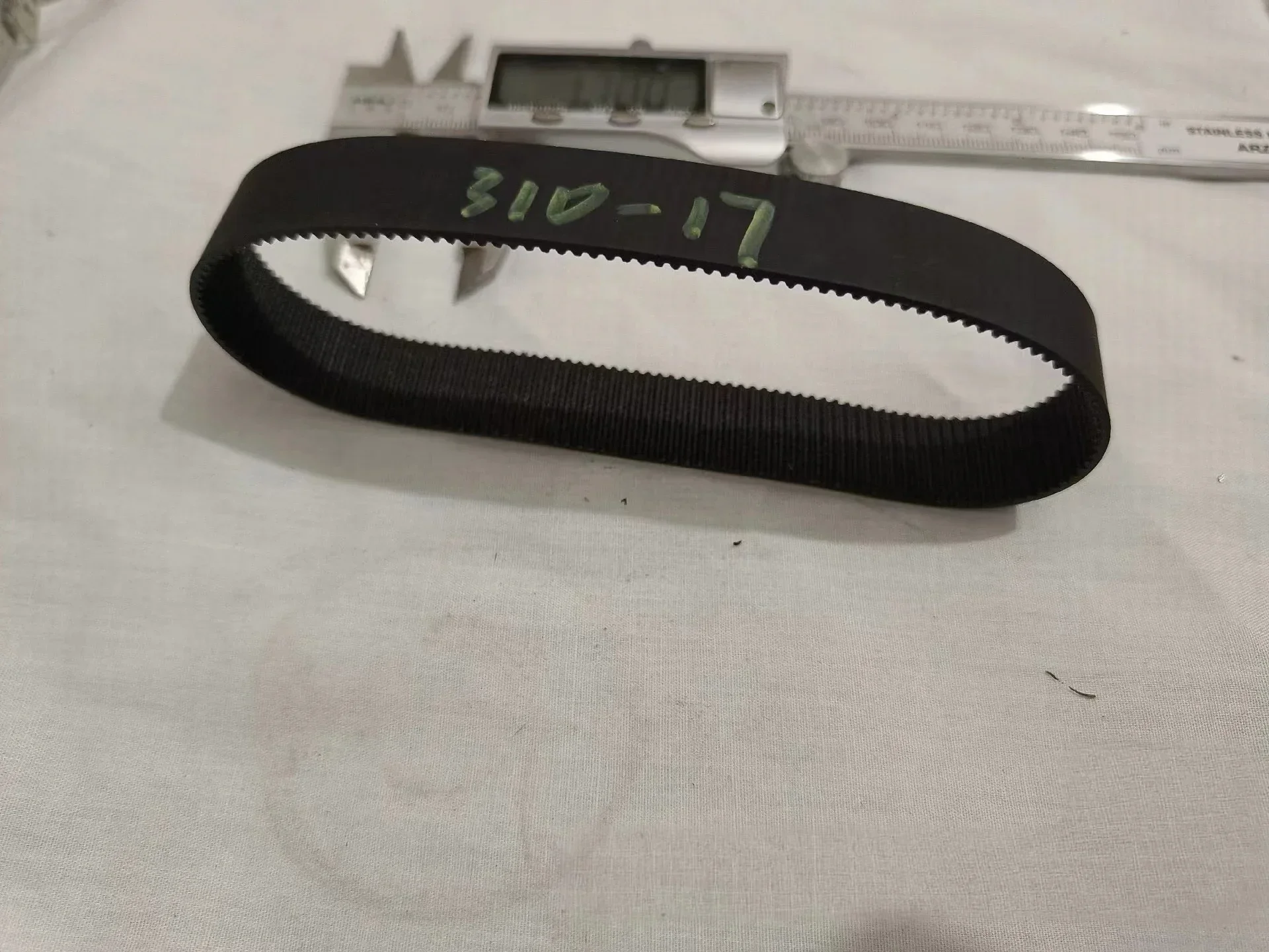 

7806040508Electric steering rack pinion belt for 2011-2019 Range Rover Evoque Sport