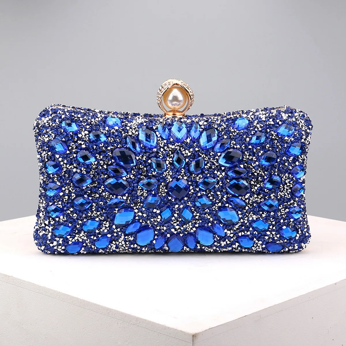 Flower Acrylic Lady Clutch Bags Diamonds Luxury Pearl Metal Women Small  Evening Bags With Chain Shoulder Handbags