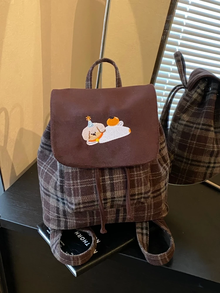 

Милая женская сумка-рюкзак в клетку 2025: Новая модная ретро-модель для студентов, маленькая повседневная универсальная сумка для путешествий, молодежная стильная сумка