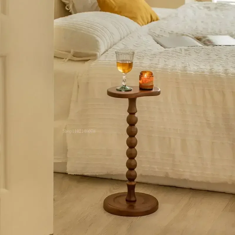 

Vintage Solid Wood Coffee Table Minimalist Sofa Side Table Bedside Table Storage Rack Movable Corner Table for Living Room