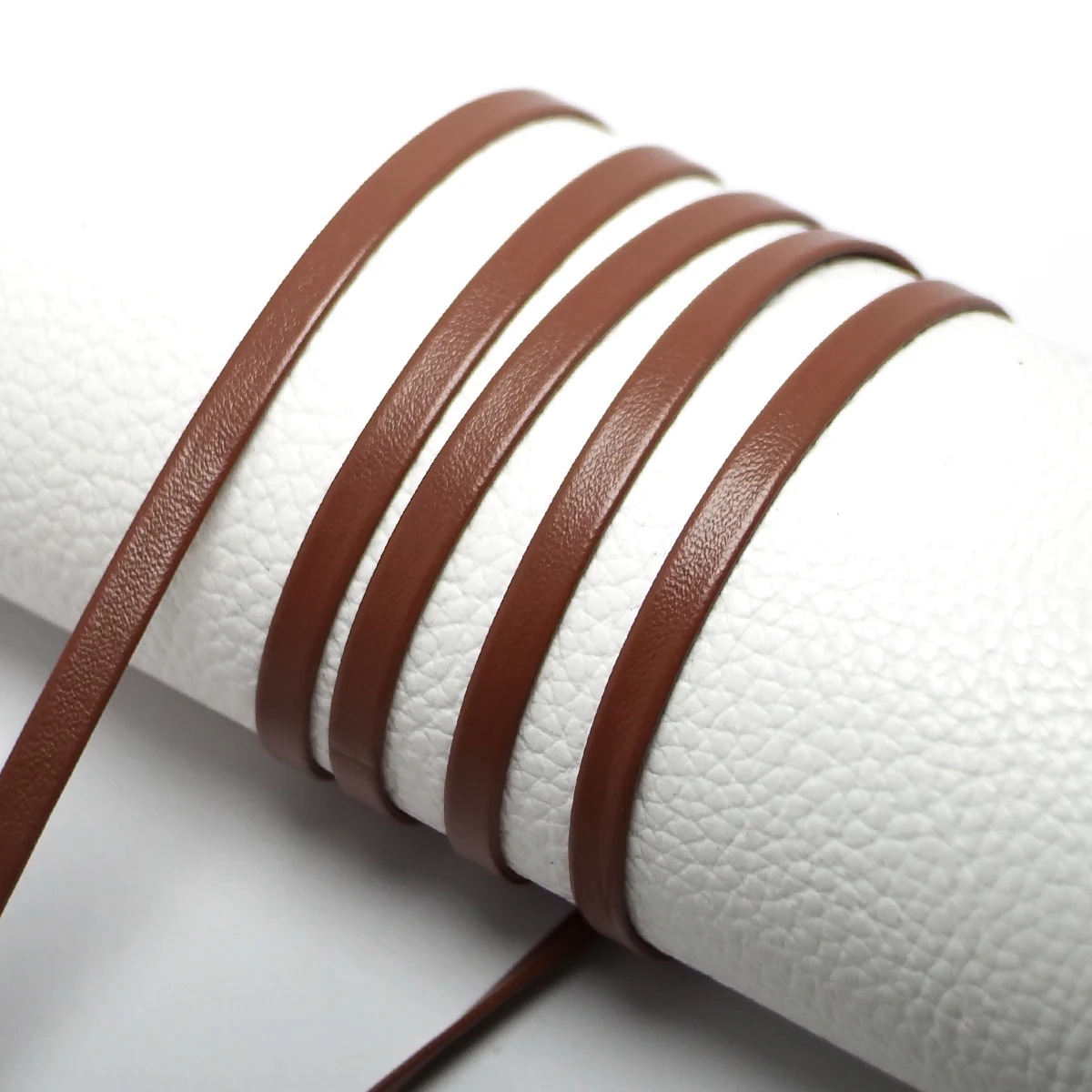 

5x1mm Brown Soft Leather Cord,Fine Litchi Texture Synthetic Leather Strips,Bracelet Necklace Butterfly Rope Knot Making