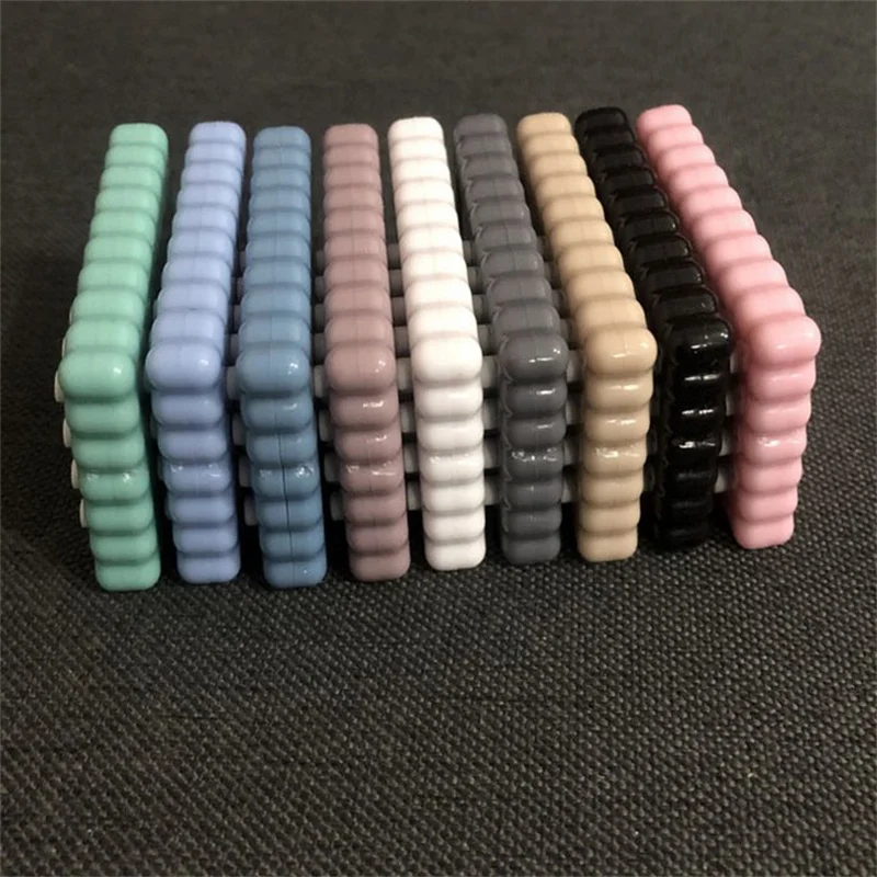 Calcolatrice a forma di biscotto Kawaii calcolatrice portatile studenti Mini calcolatrice per esami tascabili contatore a 8 cifre forniture per ufficio scolastico