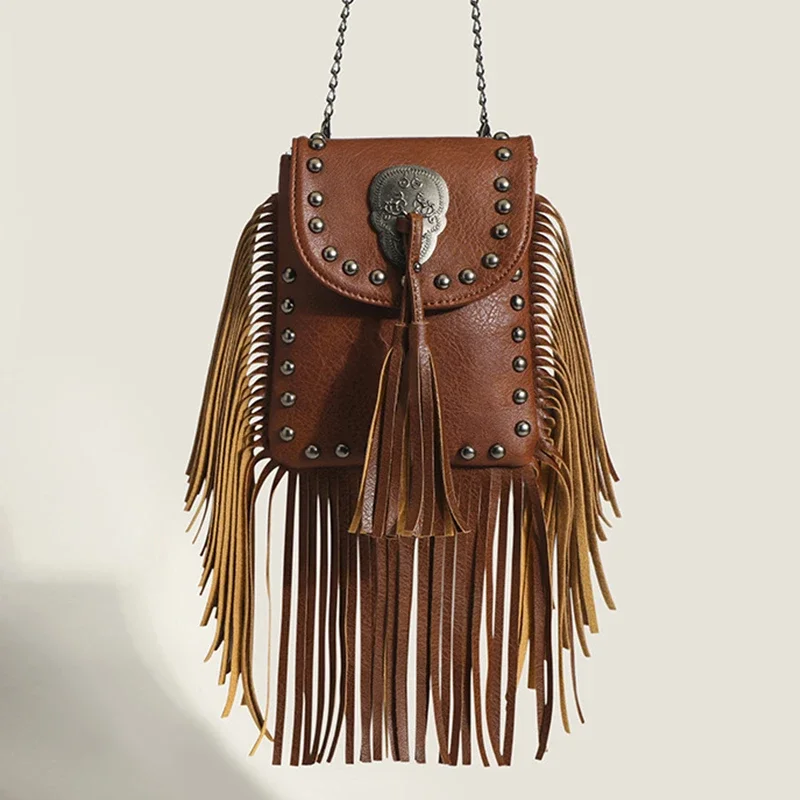 

2024 Hot Sell New Punk Shoulder Bag Tassel Riveted Leather Shoulder Bag for Women Europe and America Wallet Travel Handbag