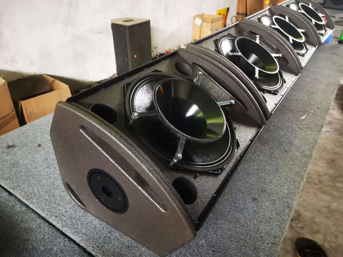 Customize Dual 12 Inch Three Way Waterproof Passive Stage Line Array Speaker System - view 4
