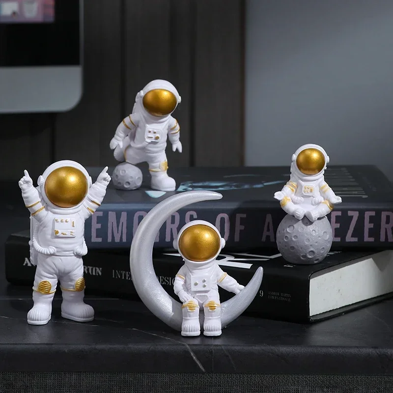 Astronaut Figure Statue Figurine Spaceman Sculpture Educational Toy Desktop Home Decoration Astronaut Model For Kids Gift