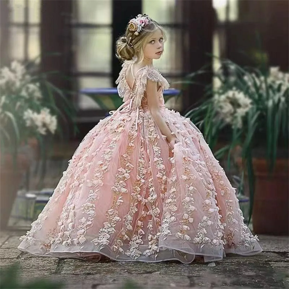 Abito da ballo rosa squisito abito da ragazza di fiori per matrimonio Appliques floreali 3D abito da prima comunione senza maniche da spettacolo per bambini