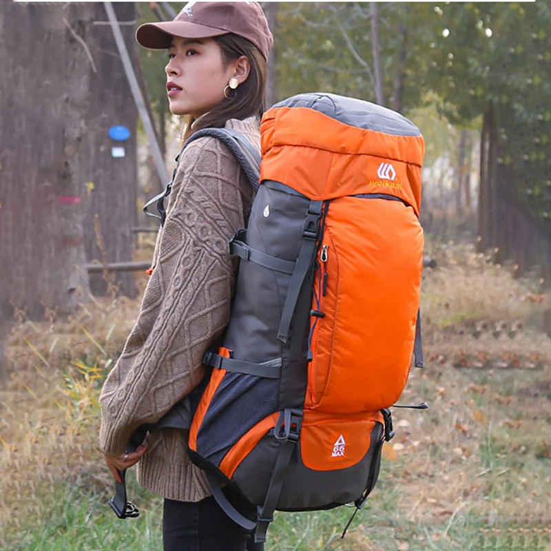 65L تسلق على ظهره سعة كبيرة التخييم في الهواء الطلق الرياضة النساء الرجال مقاوم للماء السفر الطبيعة تنزه تسلق الجبال الرحلات حقيبة