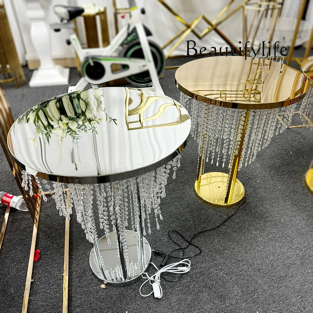 

BJ Новое поступление, большая золотая подставка для торта со светящимися хрустальными подвесками, витрина для торта, десертный стол для свадьбы, дня рождения, торта T