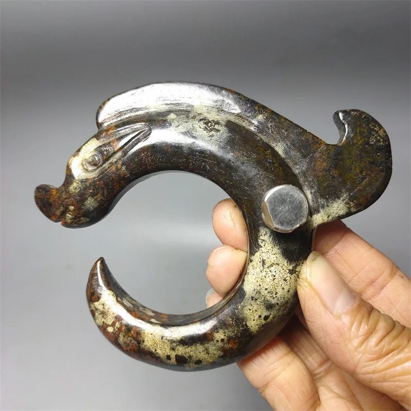 Barang lain-lain antik imitasi kerajinan antik bunga merah budaya gunung batu besi giok babi capung magnetik kait Naga